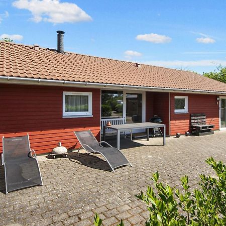 6 Person Holiday Home In Tarm Exterior photo